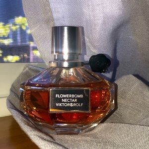 Victor and Rolf Flower Bomb Nectar 50 ml